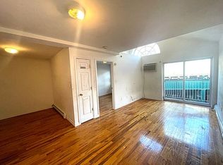 52-08 Roosevelt Ave APT 4F, Woodside, NY 11377