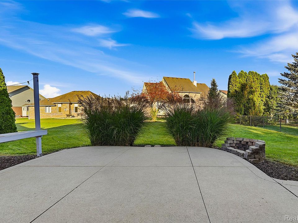 51343 Fantasia Dr, photo 7