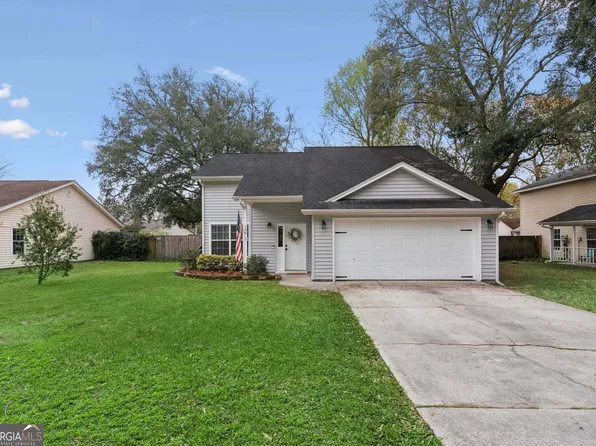 106 Cherry Tree Ct, Kingsland, GA 31548