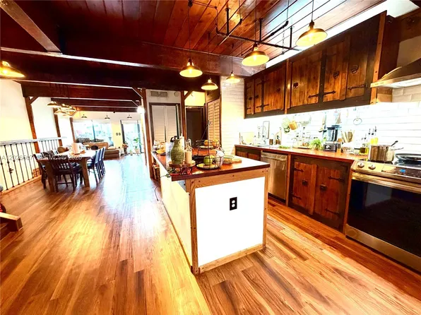 19440 NE 26th Ave APT 52B, Miami, FL 33180