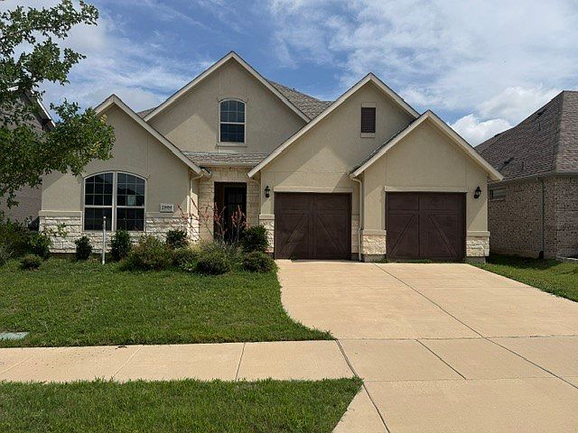 1st image of 2804 Walker Way