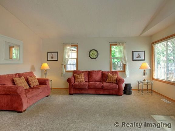 2nd image of 6345 SE Hull Ave