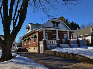 17 Clover Pl, Mine Hill, NJ 07803
