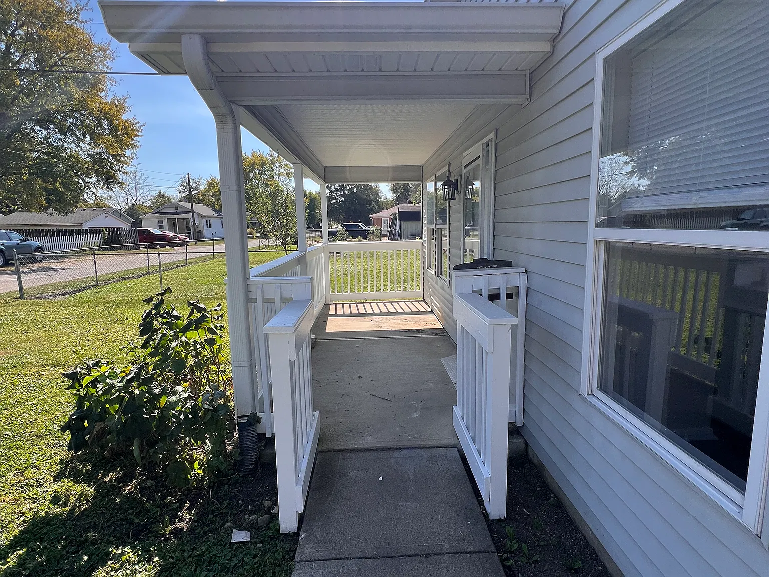 3 bed, 1092 sqft, $1,750 — Photo 2