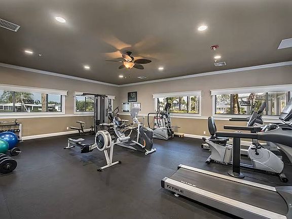5th image of 1076 W Lakeview Dr #1076