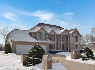 14115 Castlebar Trl, Woodstock, IL 60098
