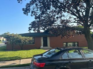 1110 W 129th Pl, Calumet Park, IL