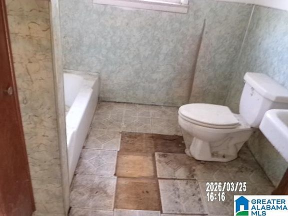 4th image of 2935 Allison Bonnett Memorial Dr