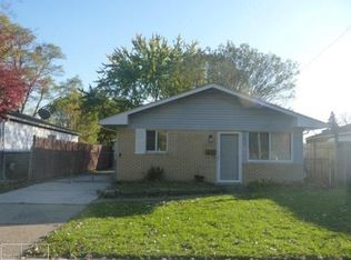 2208 Garrick Ave, Warren, MI 48091