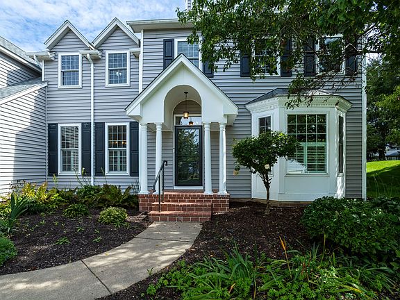 3rd image of 6455 Thomas Ct