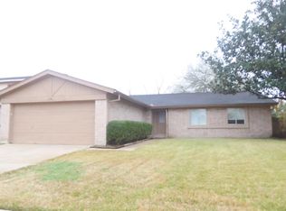 10319 Rancho Bernardo Ln, Sugar Land, TX 77498