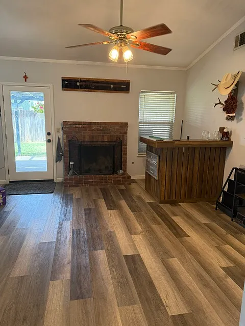 3 bed, 1548 sqft, $2,100 — Photo 4