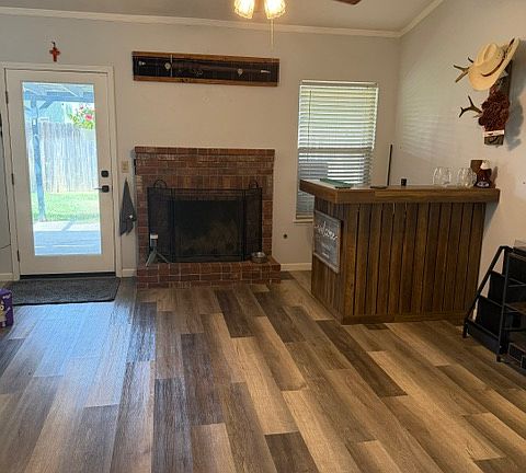 4th image of 1505 Pine Dr