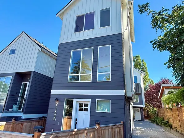 915 N 98th St #A, Seattle, WA 98103