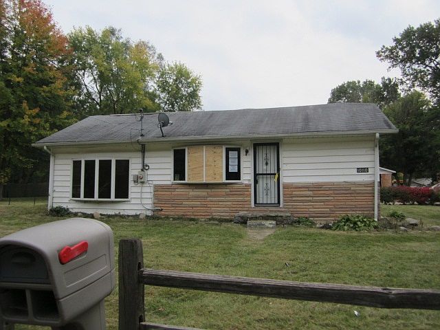 1st image of 10110 Charles St