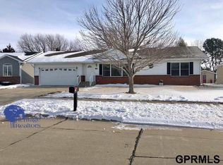 922 N Wisconsin Ave, York, NE 68467
