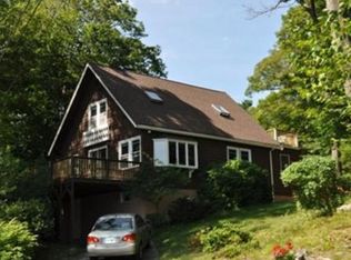 54 Laurel St, Gloucester, MA 01930