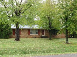 200 Iris Dr, Mt Pleasant, TN 38474