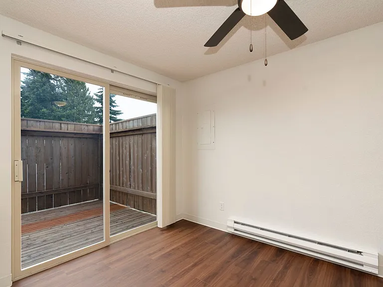 Cascade Vista — Photo 20
