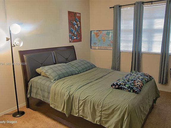 5th image of 215 SW 117th Ter #14304