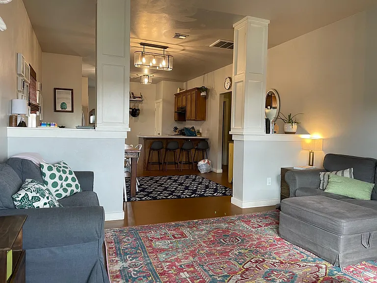 1117 NW 15th St — Photo 5