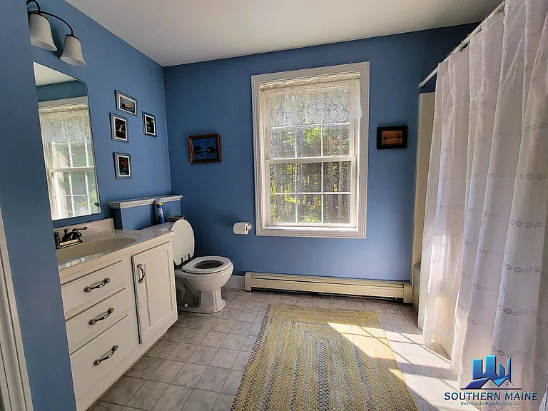 50 Hawthorne Ln — Photo 18