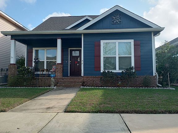 3rd image of 1233 Primrose Ln
