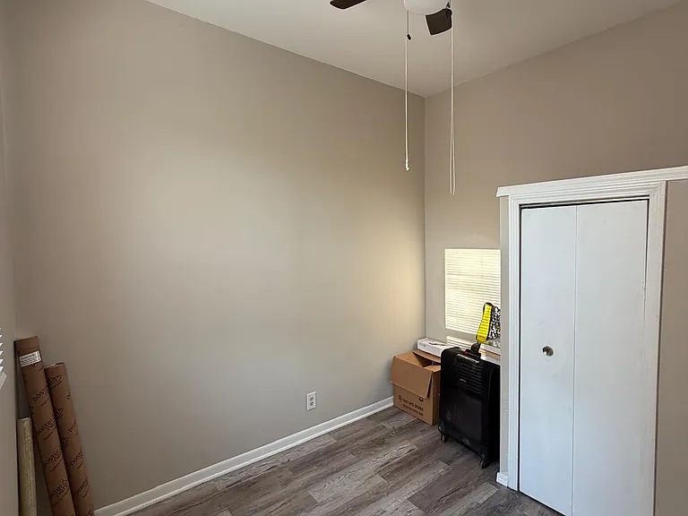 827 S Miller St #99999999 — Photo 2
