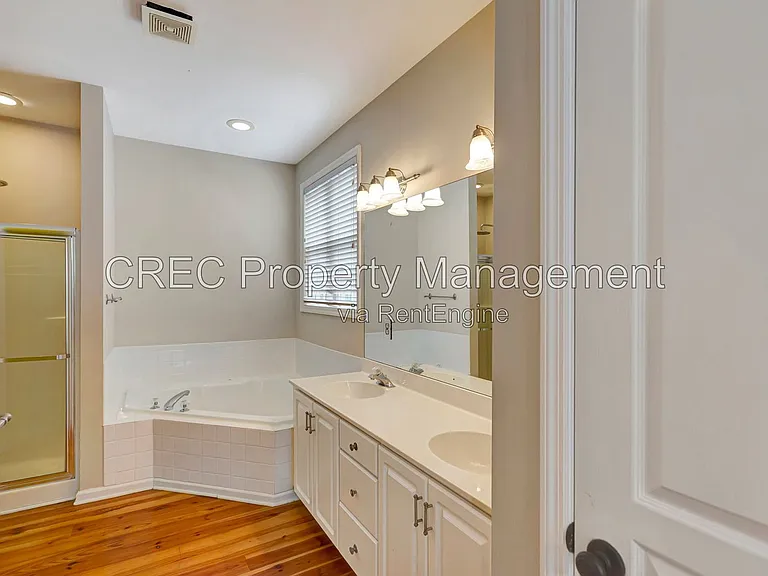 1071 Barfield St — Photo 24