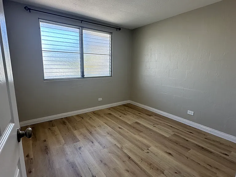 1329 Kinau St #B3 — Photo 9