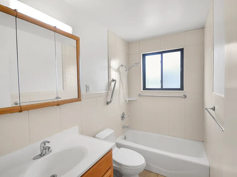 6801-6803 Geary Blvd #6801 — Photo 10