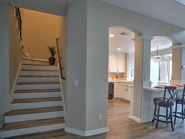 143 Matisse Cir #64 — Photo 1