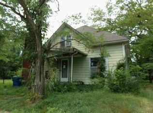 414 N Kentucky St, Carterville, MO 64835