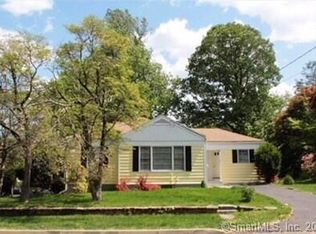 41 Candlewood Rd, Fairfield, CT 06825