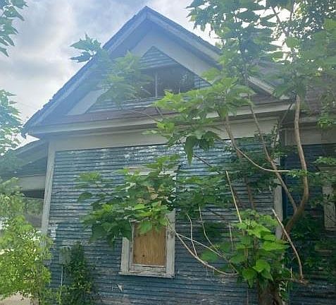 4th image of 322 Walnut St