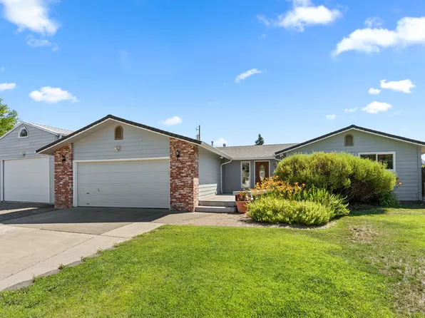 7680 Gladstone Ave, White City, OR 97503