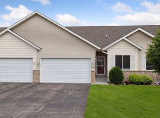 4143 Blakewood Dr, Shakopee, MN 55379
