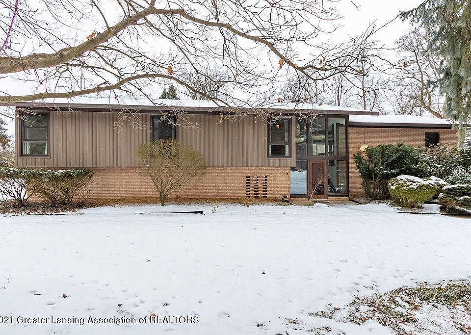 1st image of 3650 Golfview Dr