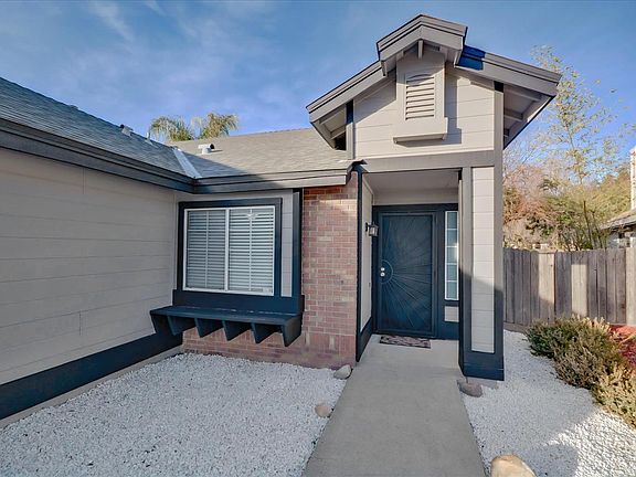 3rd image of 8293 Bull Mountain Cir