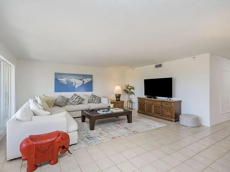 4301 N Ocean Blvd #A206 — Photo 8