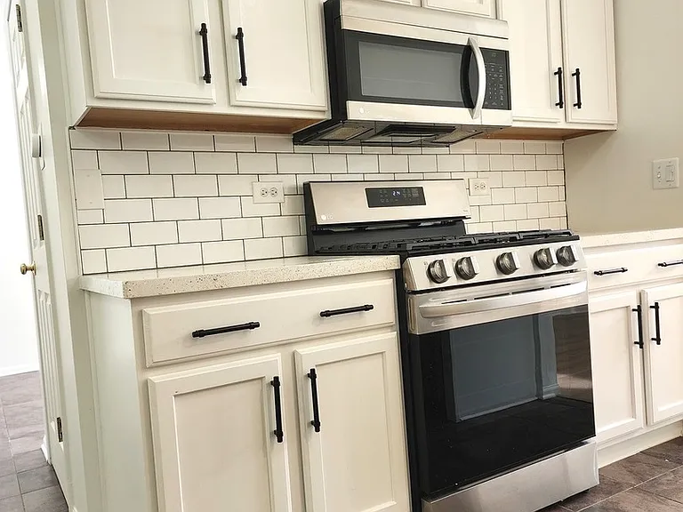 2884 Falling Waters Ln — Photo 11