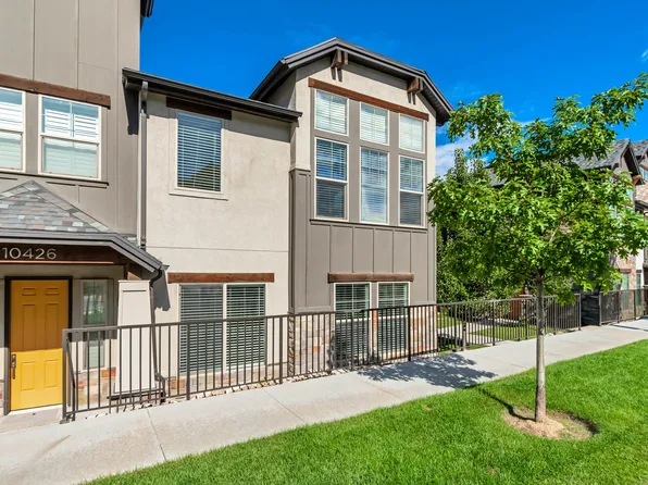 10422 S Beetdigger Blvd, Sandy, UT 84070