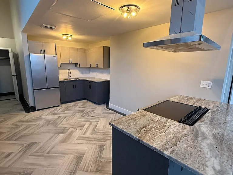 275 Chapel St #4-A — Photo 21