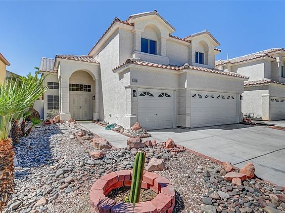 2nd image of 2205 Pescara Ct