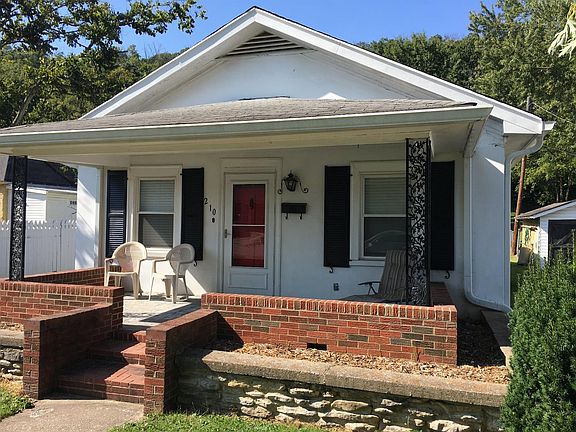 3rd image of 210 Wallace Ave