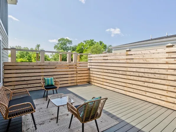 107 Williams St #3C, Northampton, MA 01060