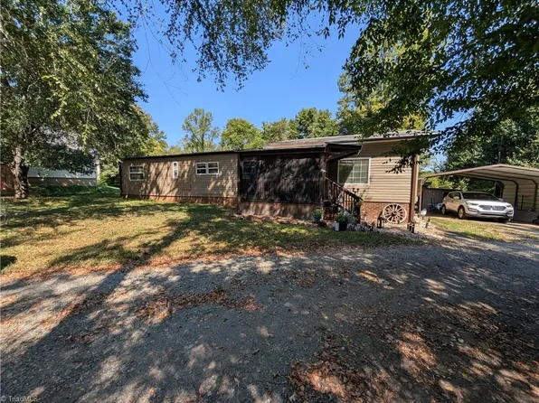 661 Eden Rd, Stoneville, NC 27048