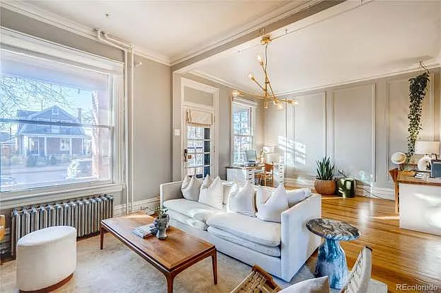 2 bed, 1150 sqft, $2,745 — Photo 3