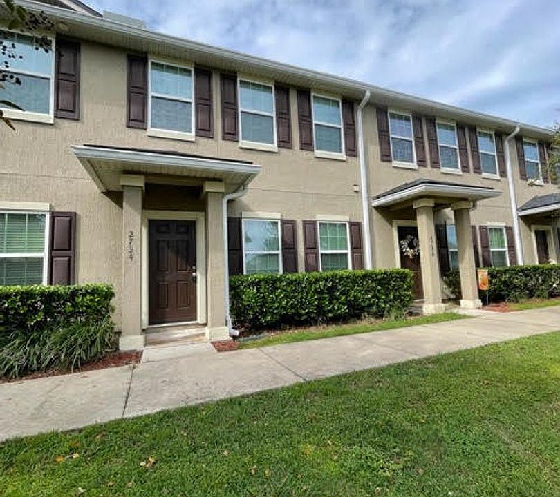 1st image of 2734 Hollybrook Ln