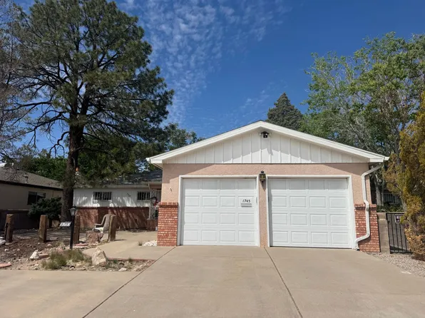 1705 California St NE, Albuquerque, NM 87110